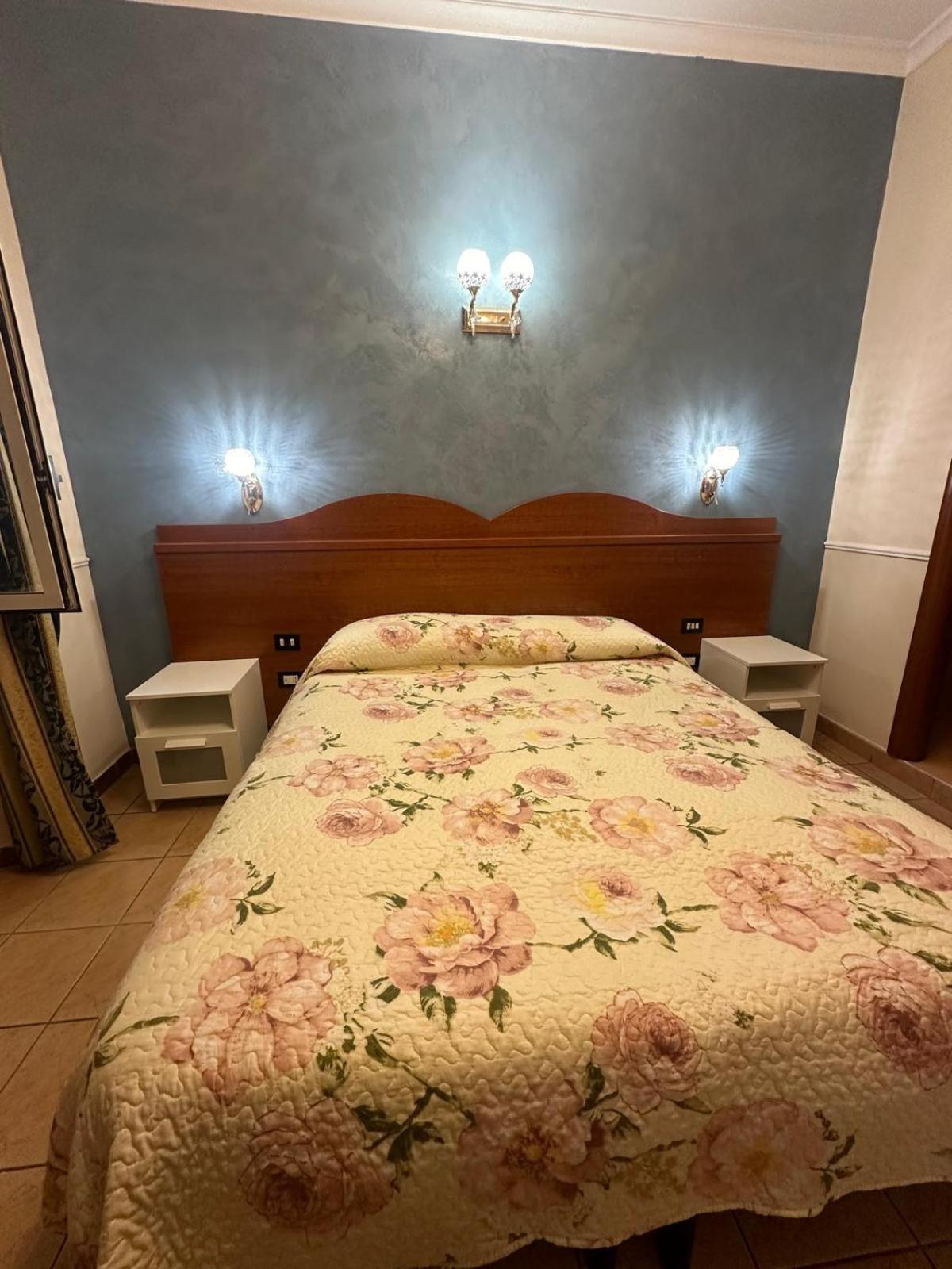 Near Termini Station 3* Rom
